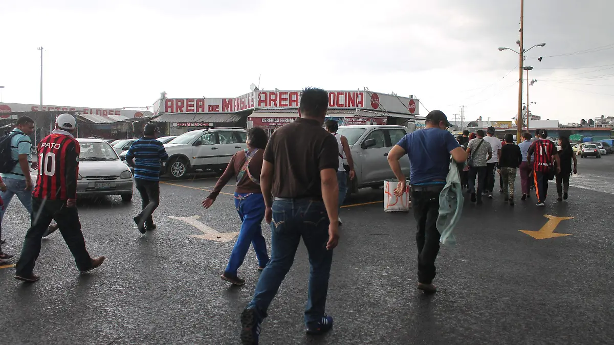 vendedores del mercado hidalgo realizan rondin tras hechos violentos (4)